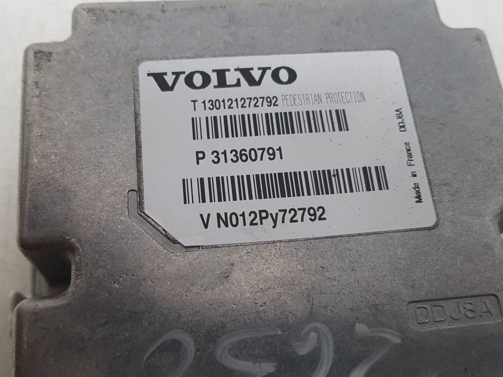2012 - 2016 Volvo V40  Hatchback PEDESTRIAN AIRBAG SG ECU CONTROL UNIT 31360791