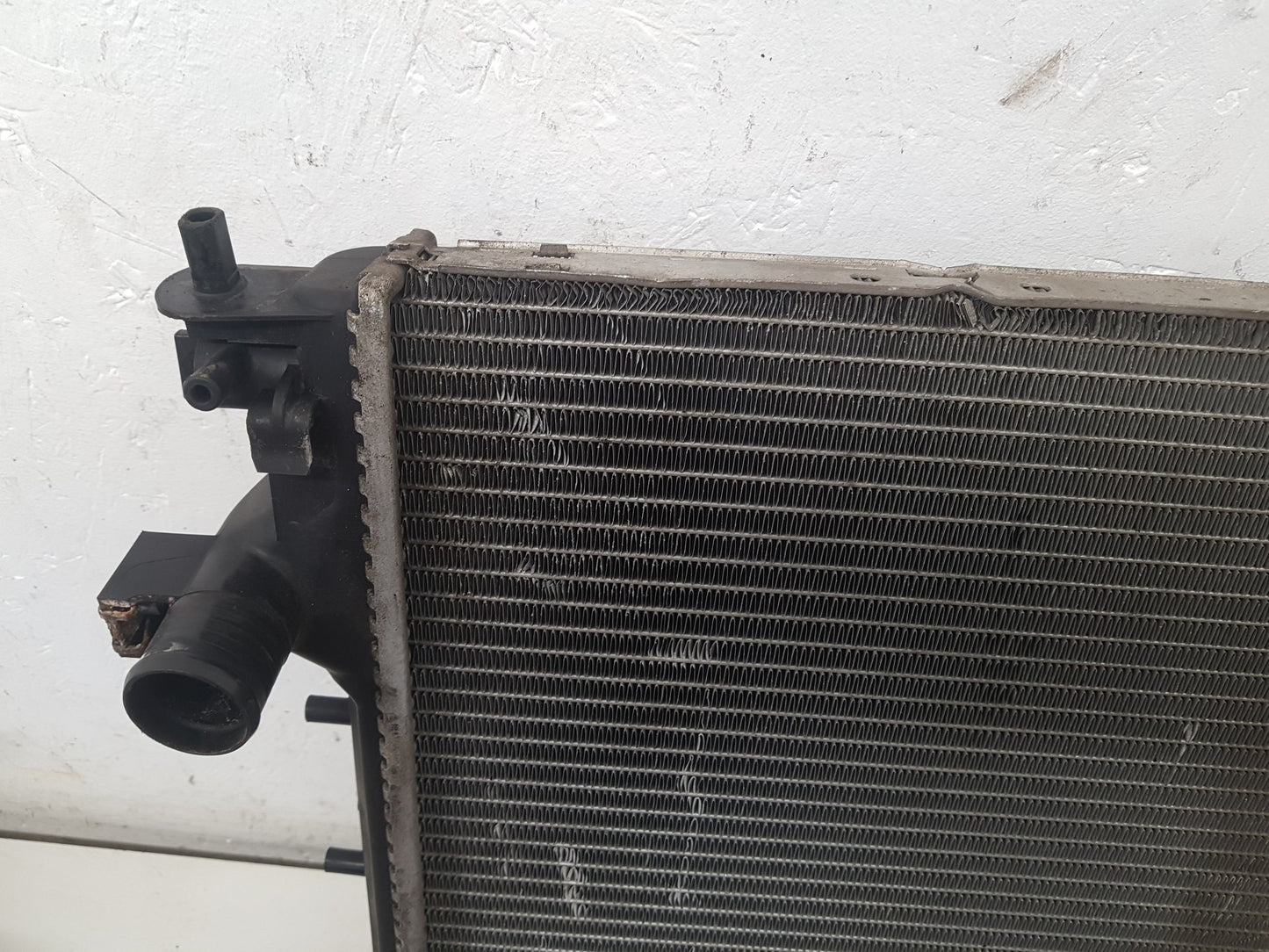 2007 - 2015 Saab 9-3  Estate RADIATOR (MANUAL) (A/C CAR) 12775541