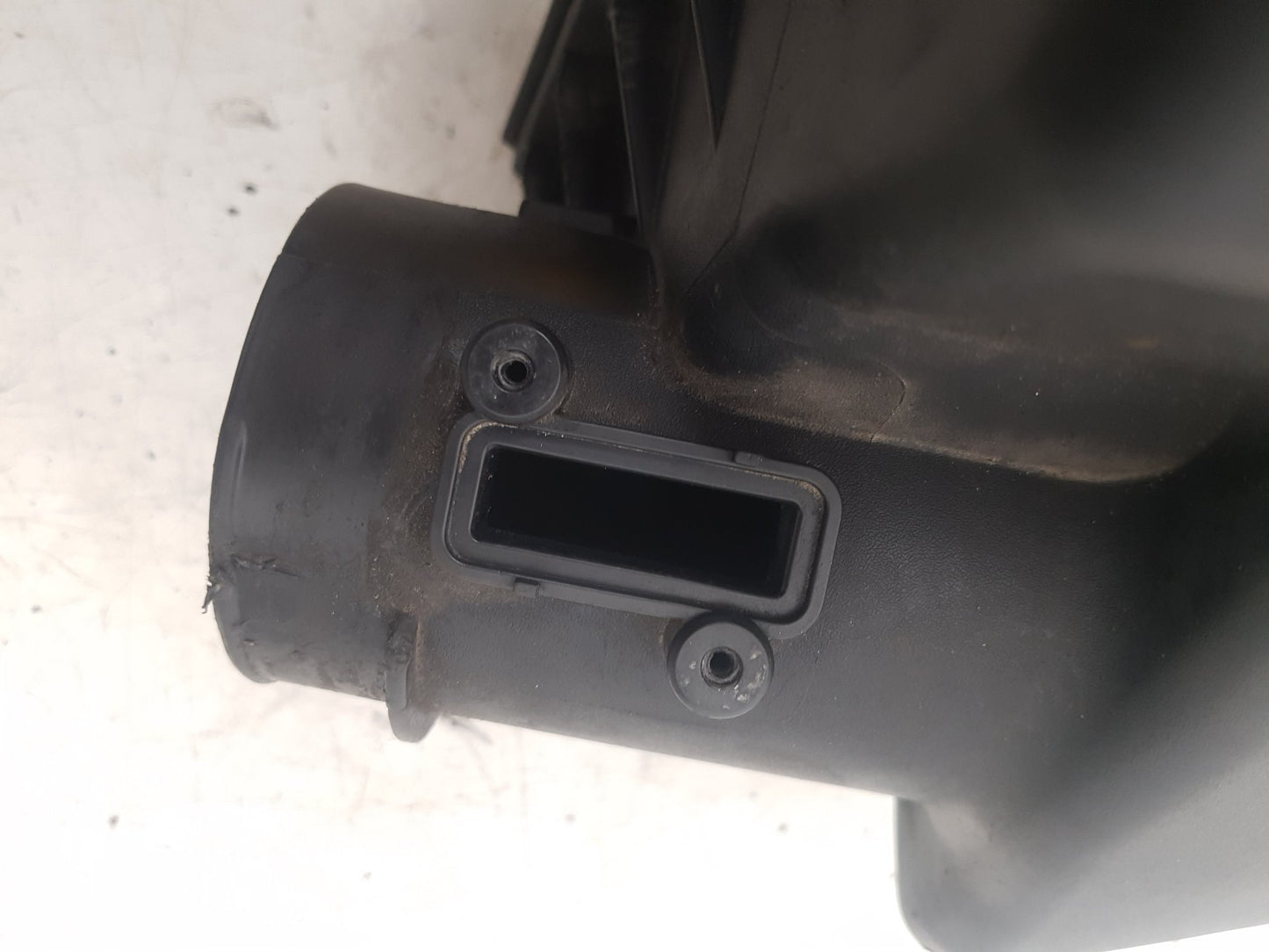 2008 - 2016 Volvo V70  Estate Air Filter Box 7G91-9600-D0