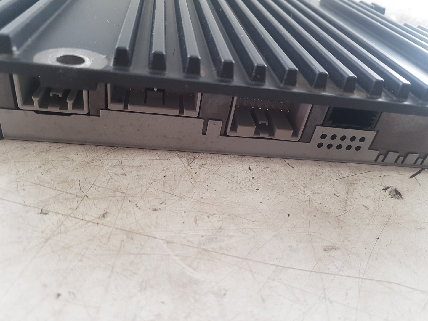 2011 - 2014 Volvo XC90  Estate Amplifier 31384036