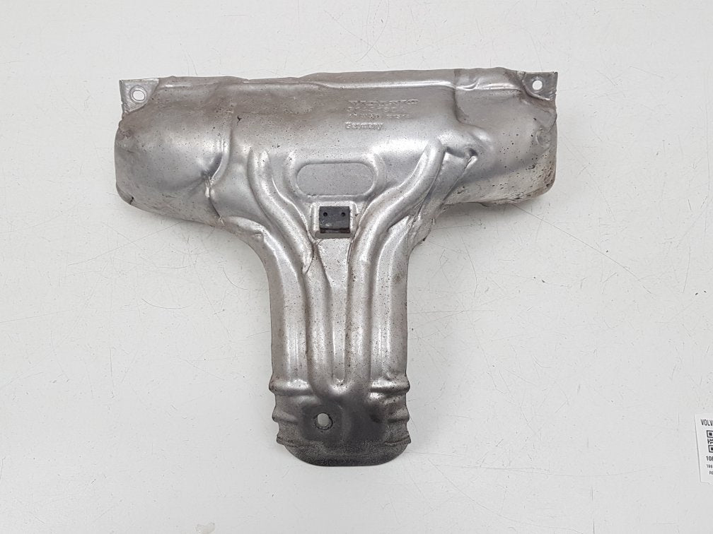 2015 - 2019 Volvo V40 Cross Country  Hatchback HEAT SHIELD 31431804