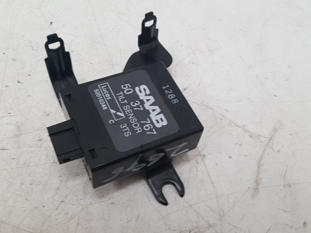 2002 Saab 9-3  Convertible ALARM SENSOR RELAY 5037767