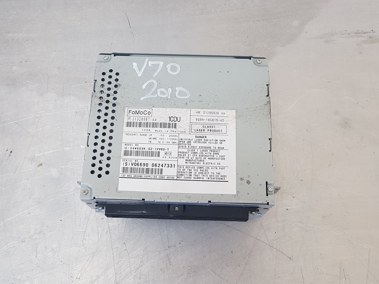 2008 - 2015 Volvo V70  Estate CD Player 31328067