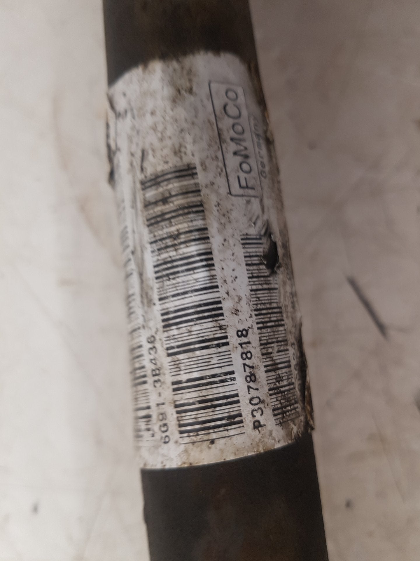 2008 - 2016 Volvo V70  Estate DRIVESHAFT - DRIVER FRONT (MANUAL) 30787818