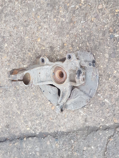2010 - 2016 Volvo V60   Left Front Hub Assembly 30760714