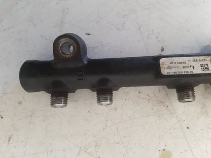 2012 Volvo S60  Saloon Injection Rail 112350864