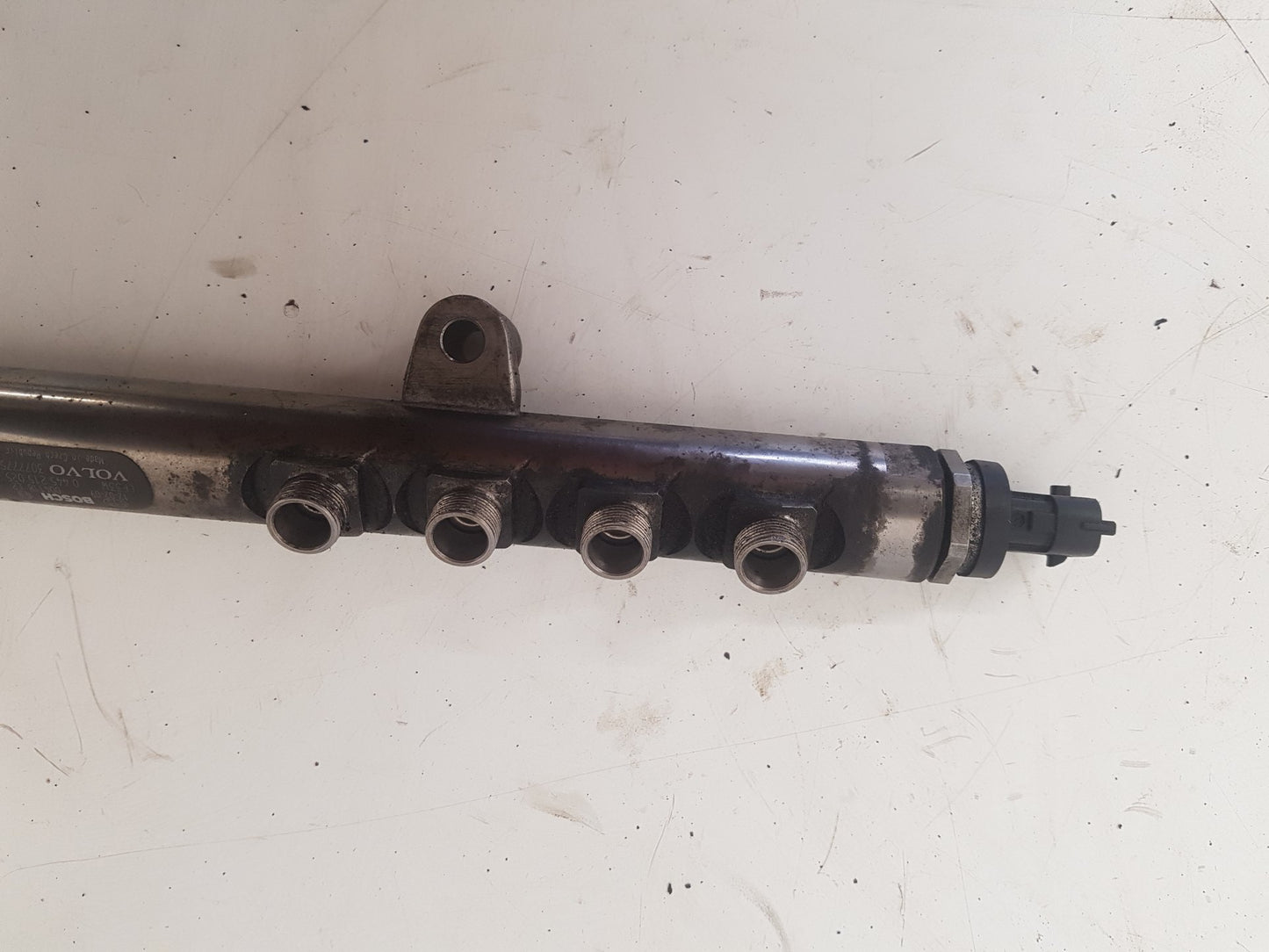 2009 - 2013 Volvo V60  Estate Injection Rail 0445215025