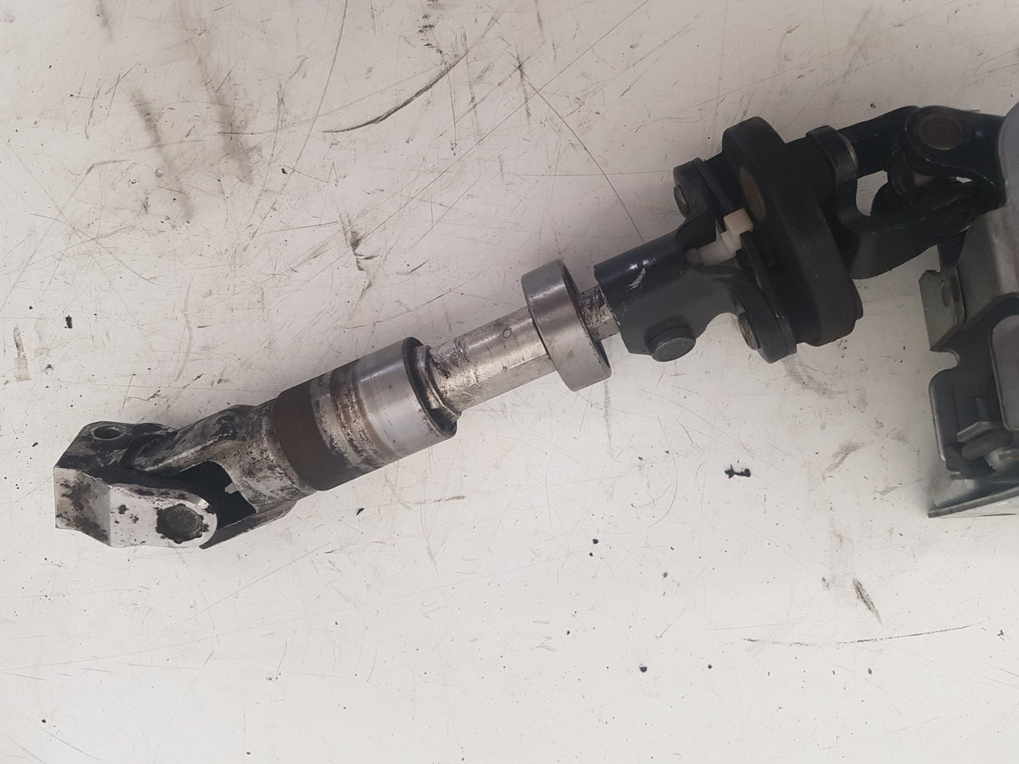 2001 - 2008 Volvo V70  Estate Steering Column 30680270