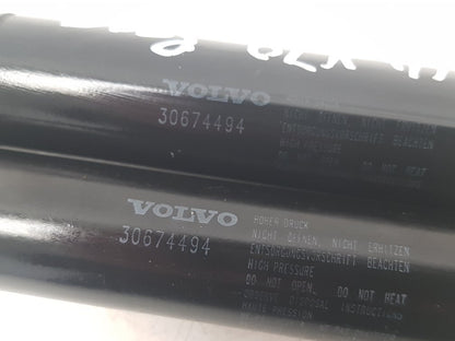 2005 - 2008 Volvo V70  Estate TAILGATE STRUTS (PAIR) 30674494
