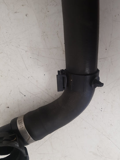 2012 - 2015 Volvo V40  Hatchback RADIATOR HOSE 31319310