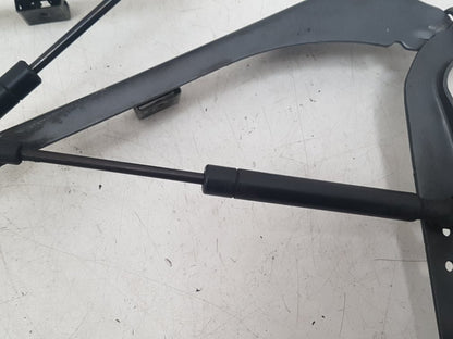 2003 - 2007 Volvo V70  Estate Bonnet Hinge/Strut 9154605