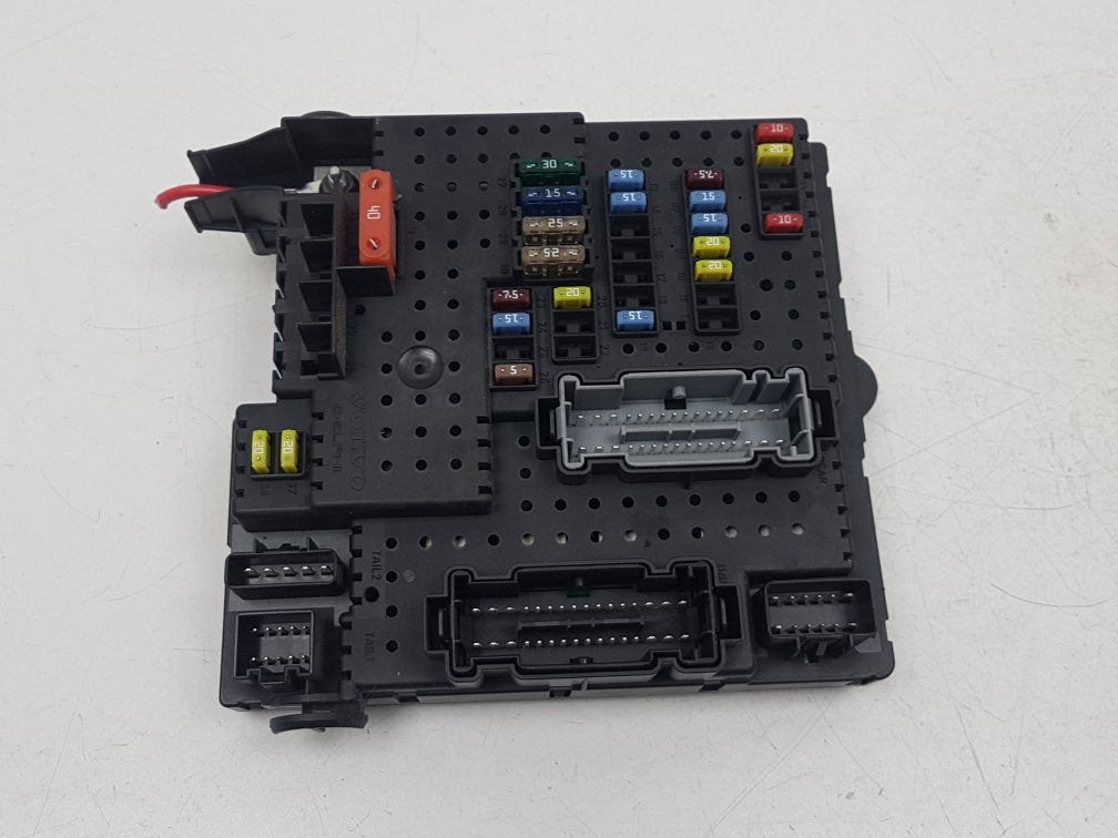 2005 - 2010 Volvo XC90  Estate REAR ELECTRONIC MODULE (REM) 30728512