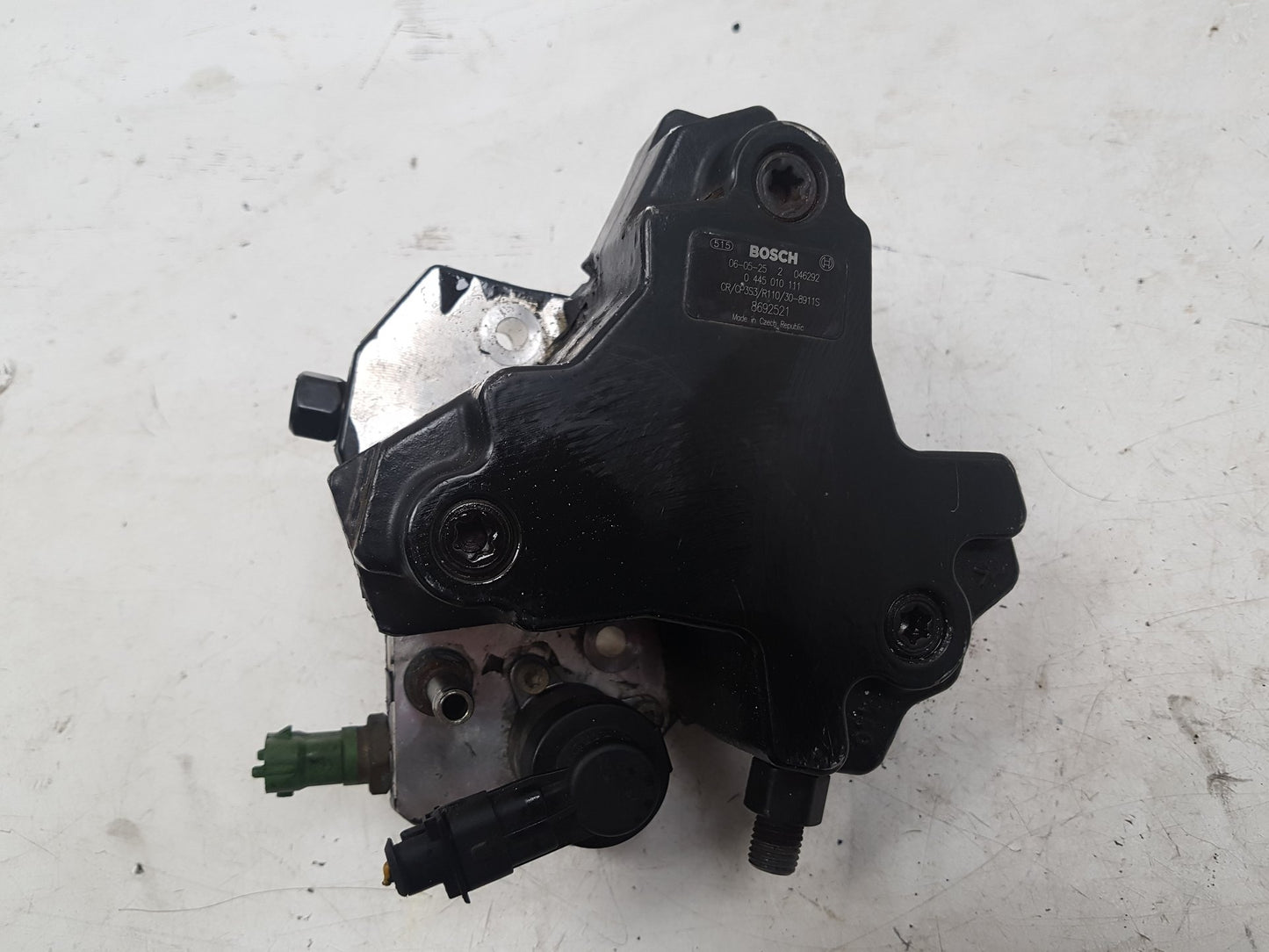 2007 - 2010 Volvo V50  Estate High Pressure Pump 0 445 010 111