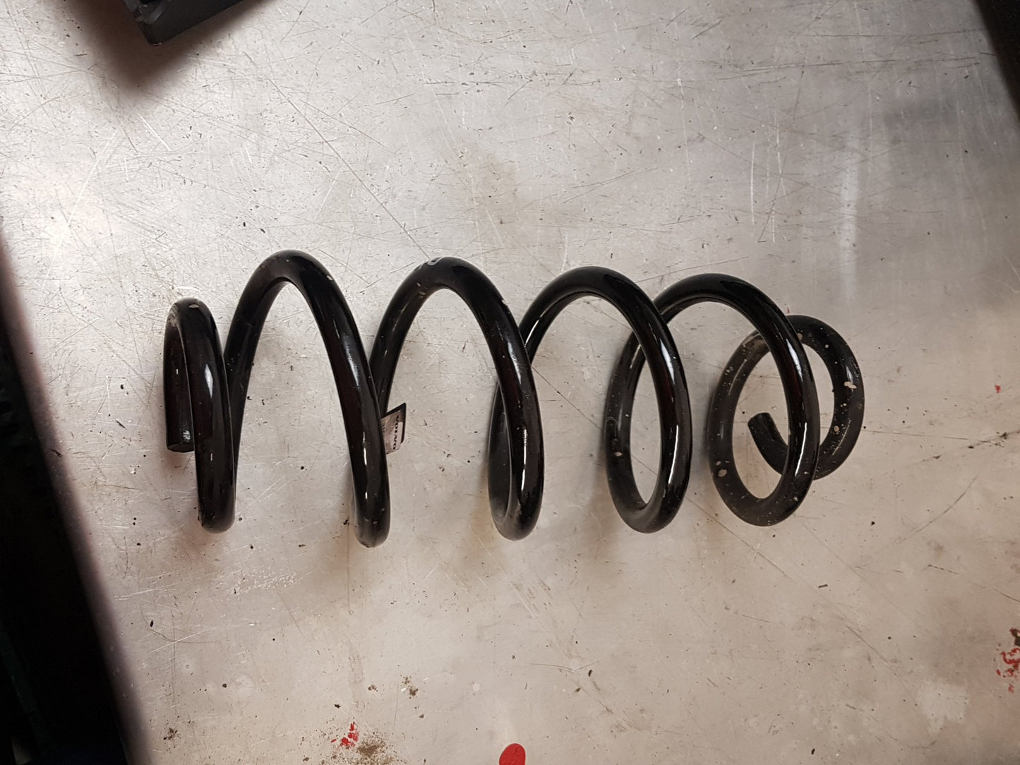 2019 - 2021 Volvo XC40 536 Estate Left Front Coil Spring 31658707