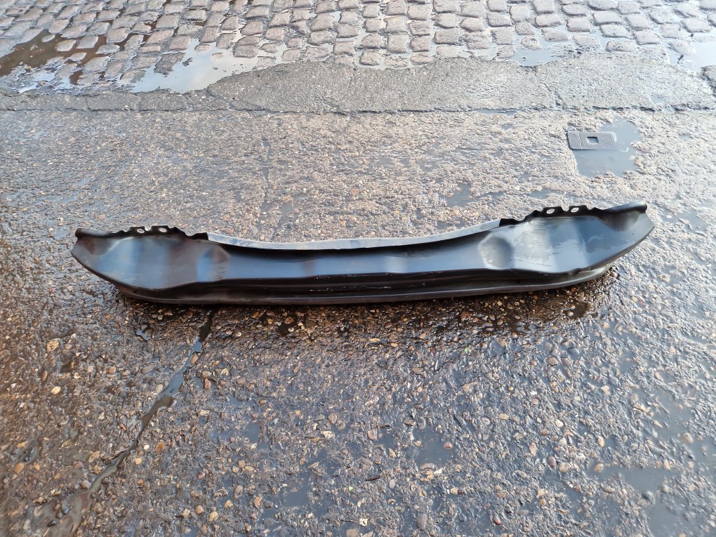 2012 - 2019 Volvo V40  Hatchback Rear Bumper Reinforcer 31299699