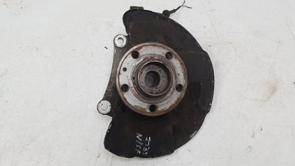2000 - 2007 Volvo XC70  Estate Left Front Hub Assembly 30760714