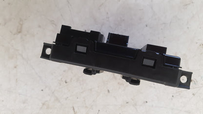 2017 - 2025 Volvo XC40 536 SUV Centre Console Control Module 32296405