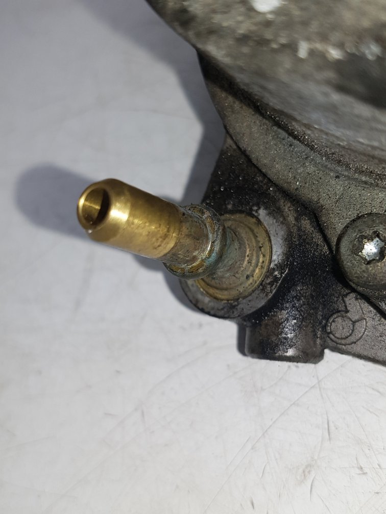 2005 - 2015 Saab 9-3  Estate Vacuum/Air Pump 93190766