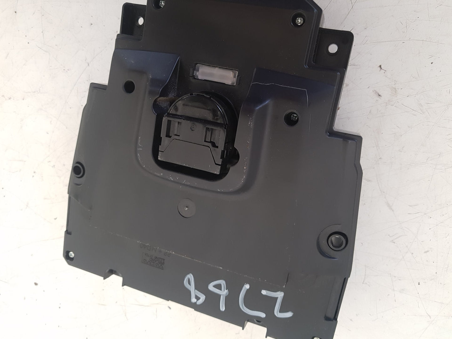 2012 - 2015 Volvo V40  Hatchback HEATER & RADIO CONTROL PANNEL 31288103