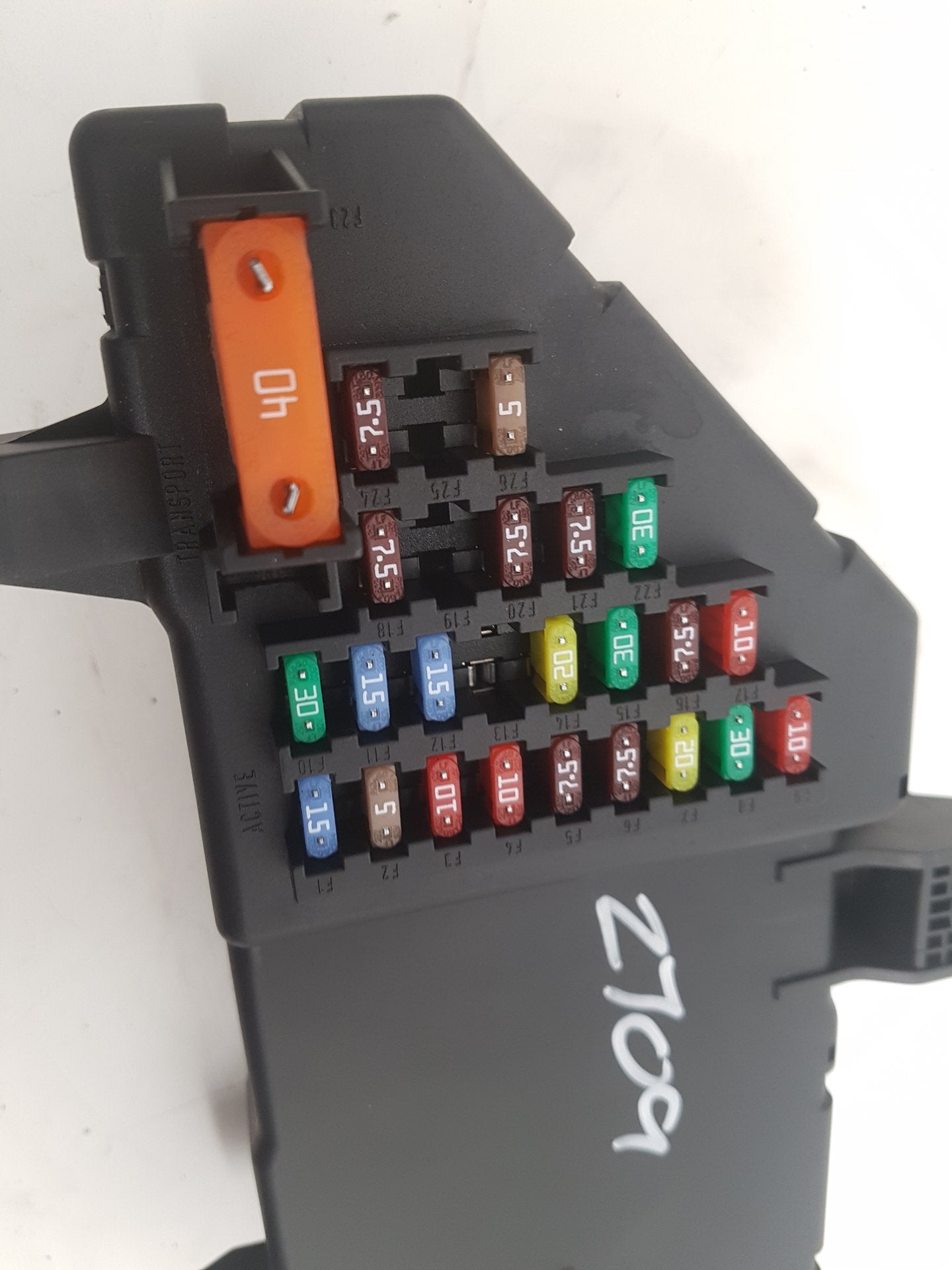 2005 - 2015 Saab 9-3  Estate Engine Fuse Box 460023260