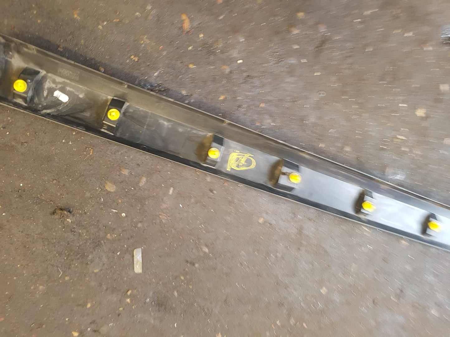 2009 - 2013 Volvo XC60  Estate DOOR TRIM / MOULDING 31294844