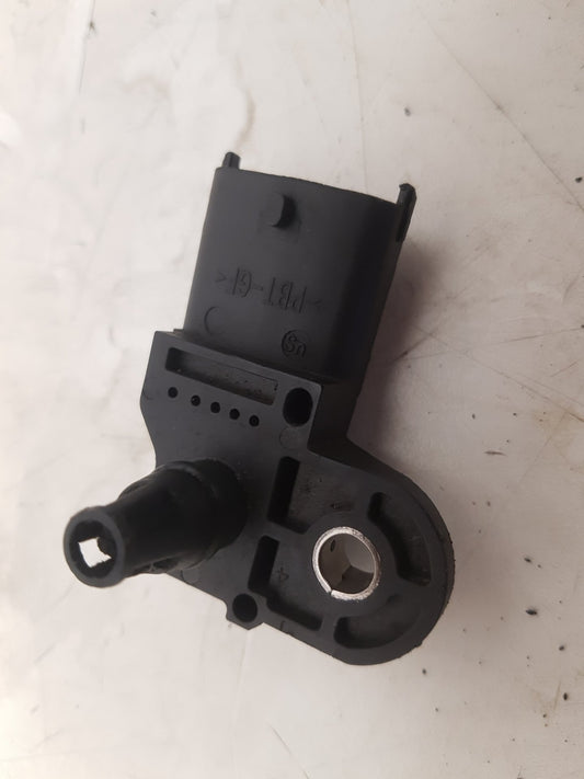 2005 - 2015 Saab 9-3  Estate Map Sensor 0281 002 845
