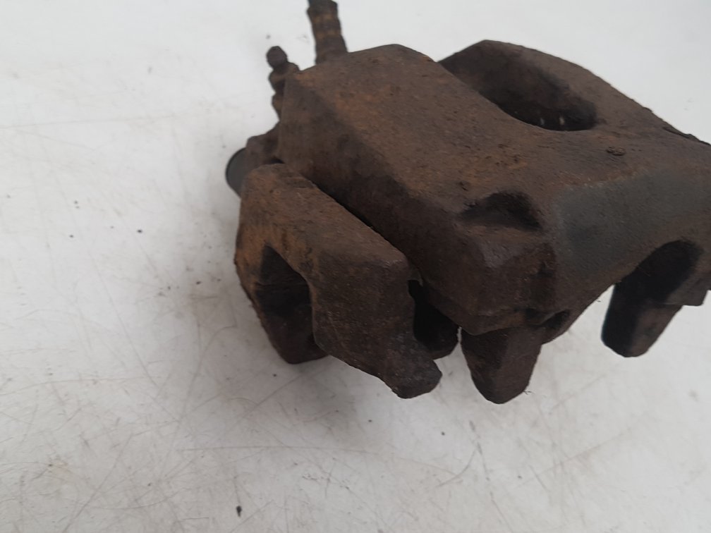2003 - 2014 Volvo XC90  Estate Right Rear Caliper 8602855