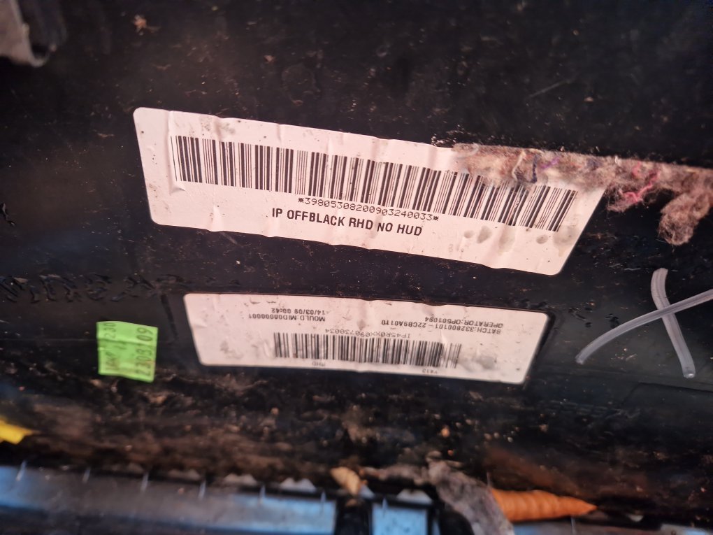 2009 - 2015 Volvo XC60  Estate Dash Assembly