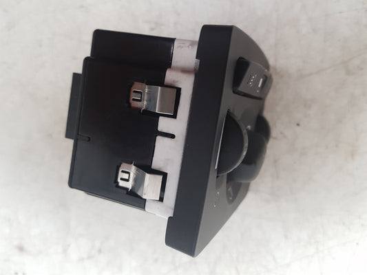 2007 Volvo C70  Convertible Headlight Switch 30739300