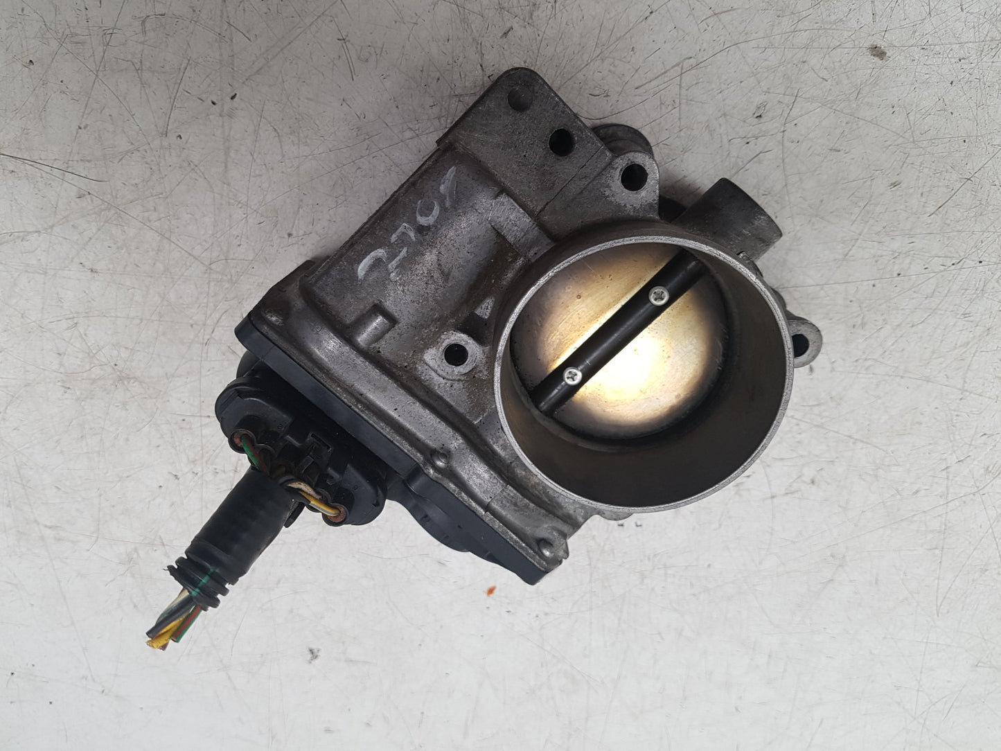 2007 Volvo C70  Convertible Throttle Body 30711551