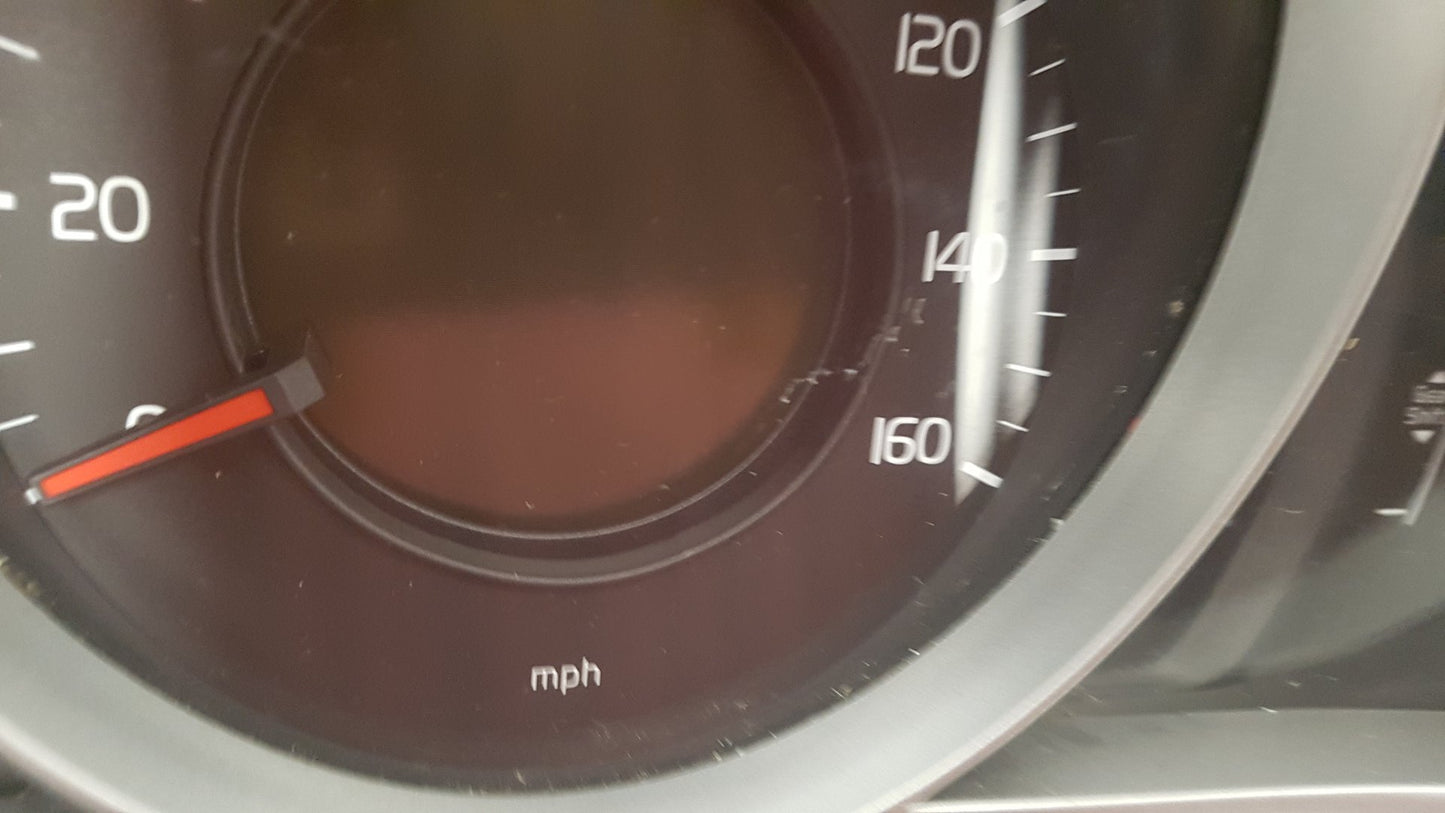 2013 Volvo V40  Hatchback Instrument Cluster 31314484