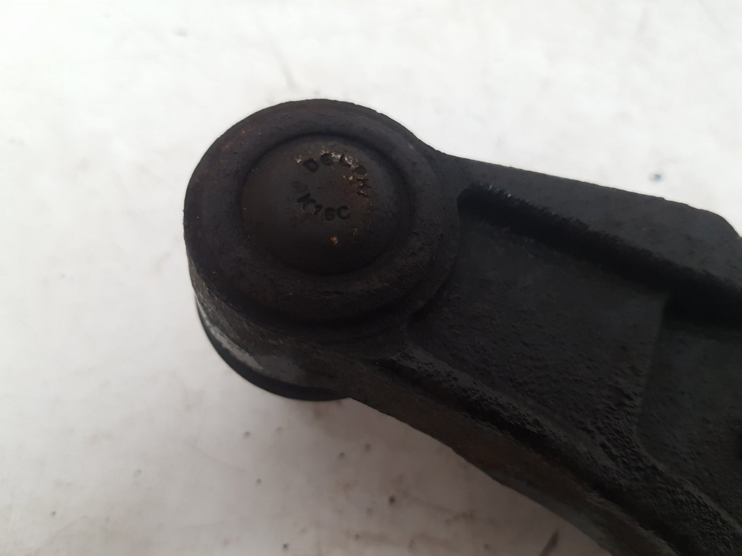 1992 - 1997 Volvo 850  Estate Right Front Lower Control Arm 8628496