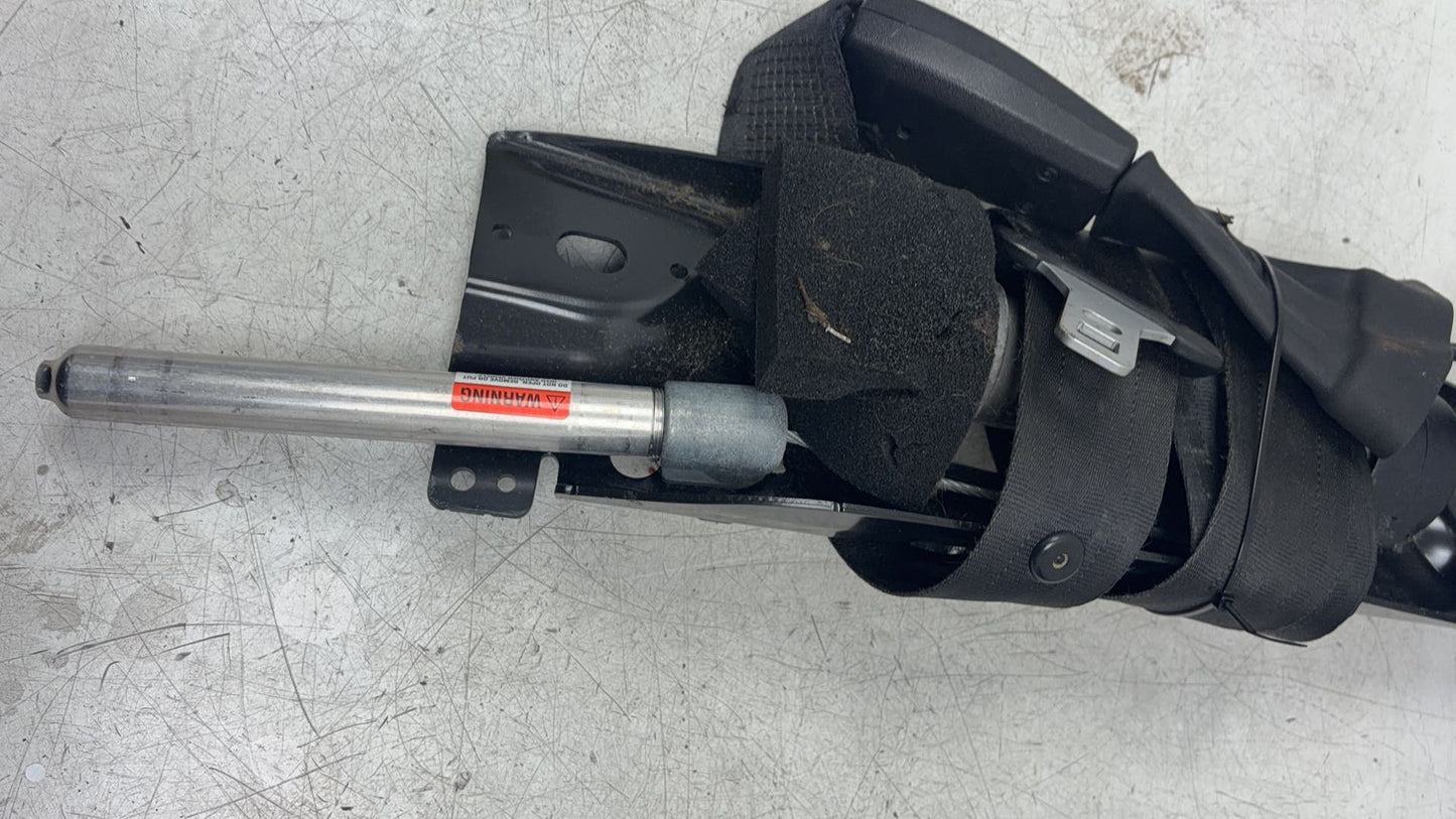 2010 Volvo XC70  Estate Right Front Seat Belt 39865060