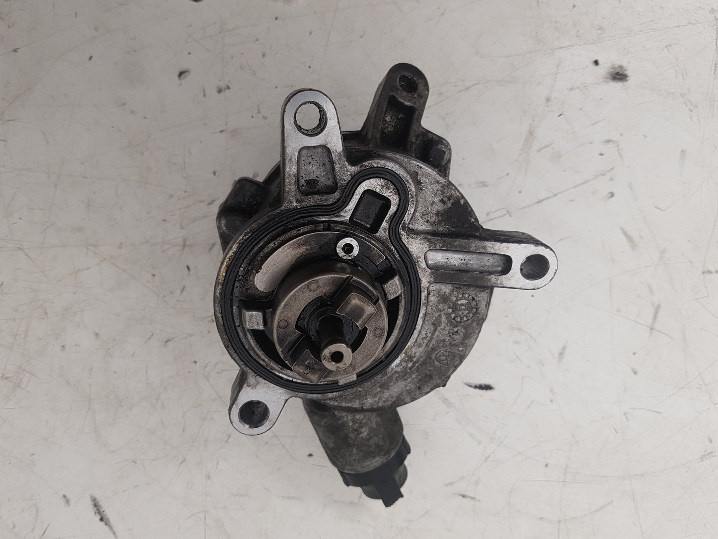 2000 - 2007 Volvo XC70  Estate Vacuum/Air Pump 30731825