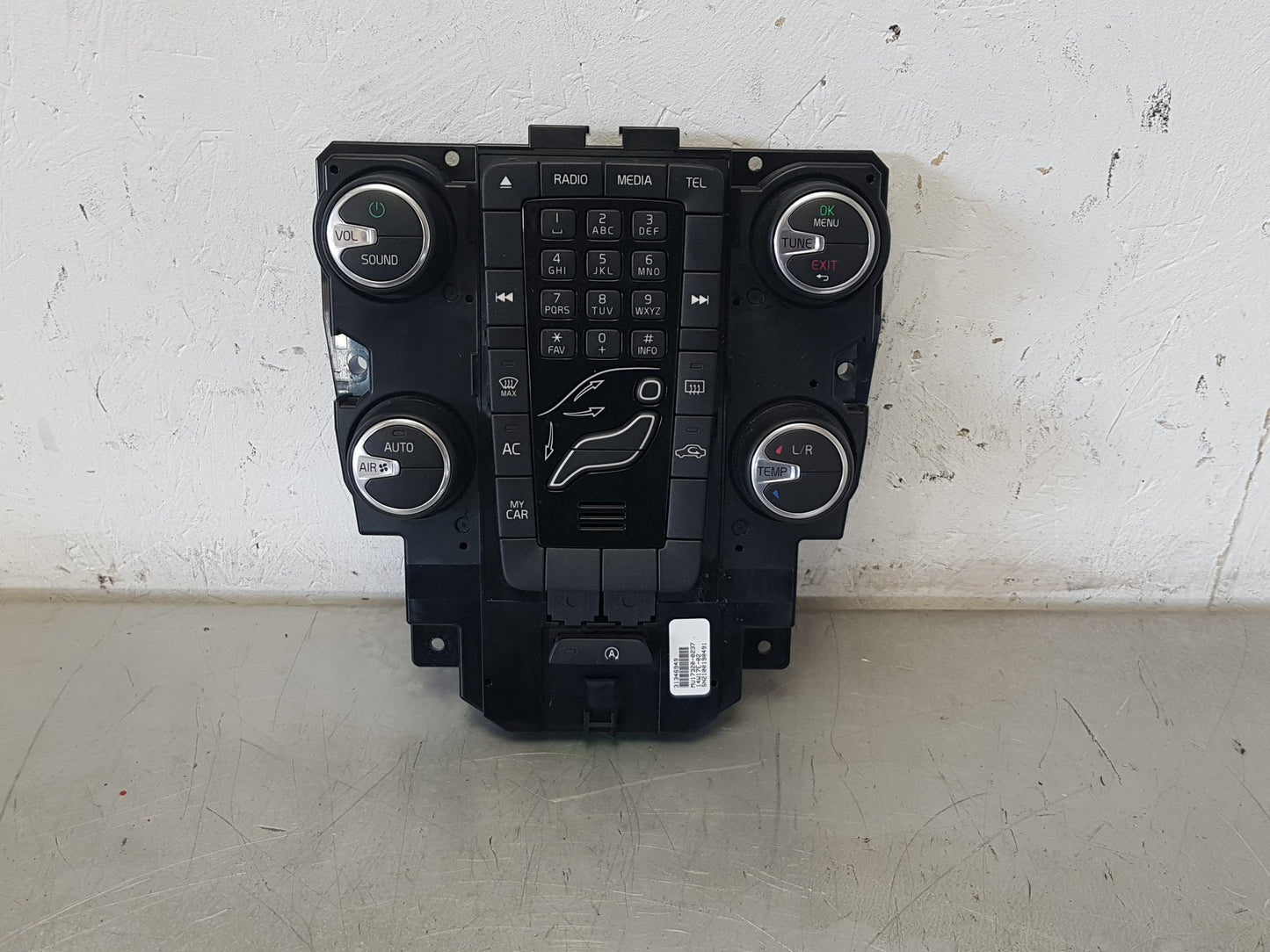 2012 - 2018 Volvo V40  Hatchback HEATER & RADIO CONTROL PANNEL 31346949