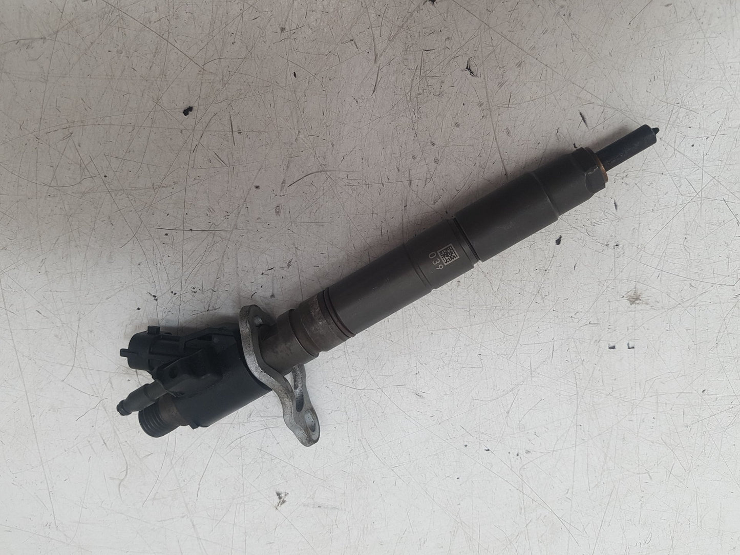 2010 - 2016 Volvo S80  Saloon Fuel Injector 31303238
