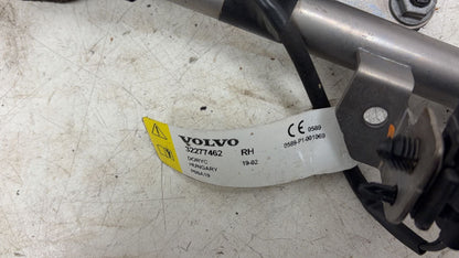 2013 - 2016 Volvo V40 III 525 Hatchback Right Bonnet Hinge 32277462