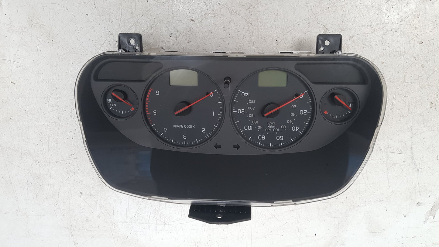 2000 - 2004 Volvo V40  Estate Instrument Cluster 30623049
