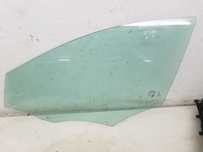 2012 - 2015 Volvo V40  Hatchback Left Front Door Window
