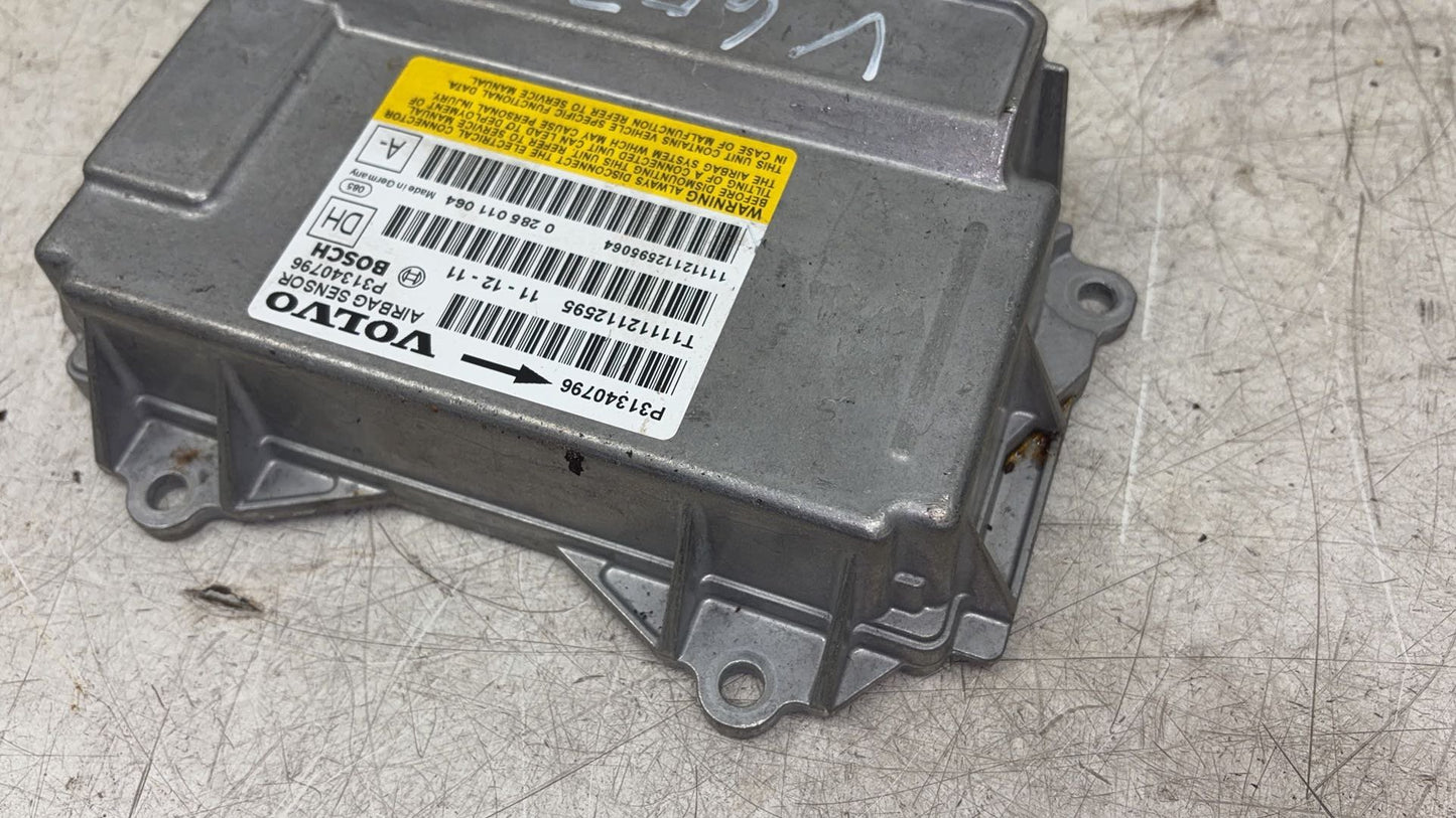 2011 - 2014 Volvo V60 I 155 Estate Airbag Module 31340796