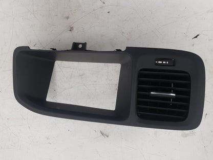 2009 - 2013 Volvo V60  Estate AIR VENT (CENTRE FRONT) 1281639