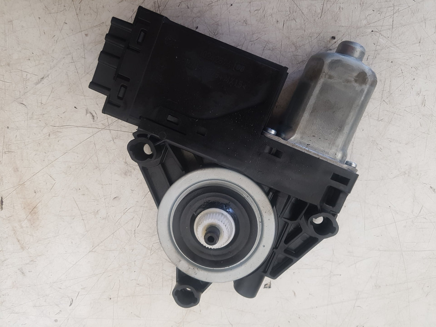 2013 - 2016 Volvo V40 III 525 Hatchback CENTRAL LOCKING MOTOR (REAR DRIVER SIDE) 10242574