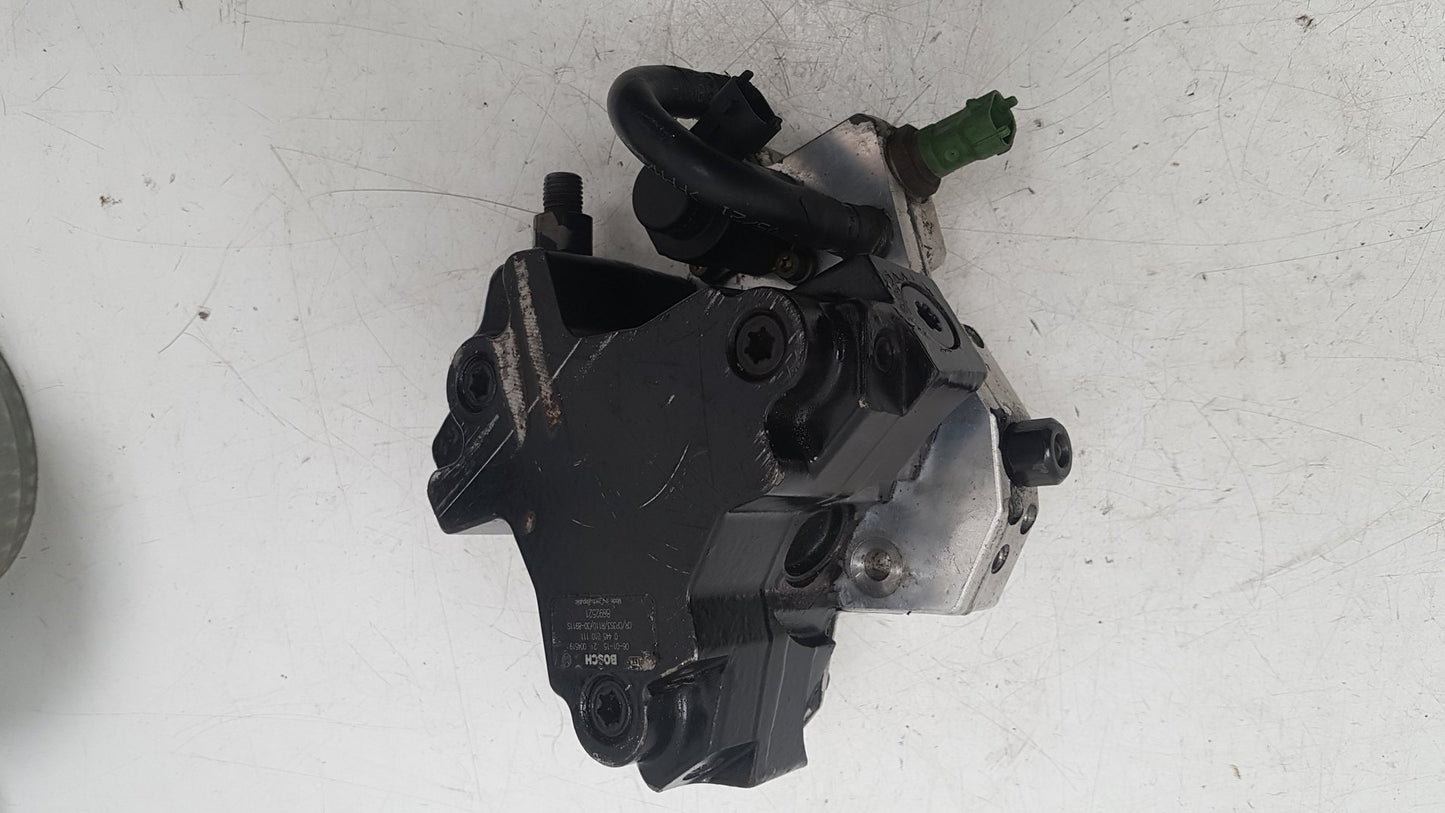 2007 - 2010 Volvo V50  Estate High Pressure Pump 0 445 010 111
