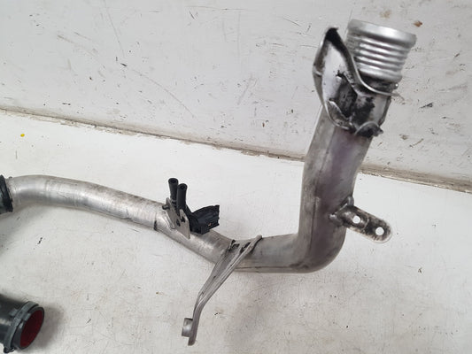 2012 - 2019 Volvo V40  Hatchback Intercooler Pipe 31370340