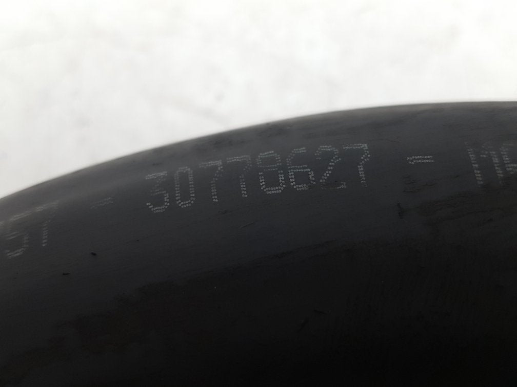 2005 - 2012 Volvo XC90  Estate Intercooler Pipe 30778627