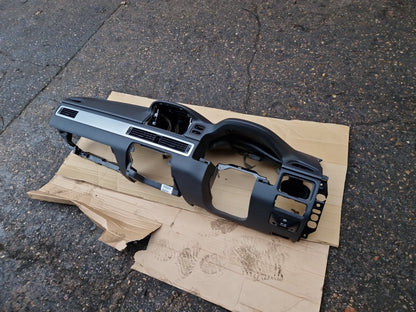 2010 - 2015 Volvo V70  Estate Dash Assembly
