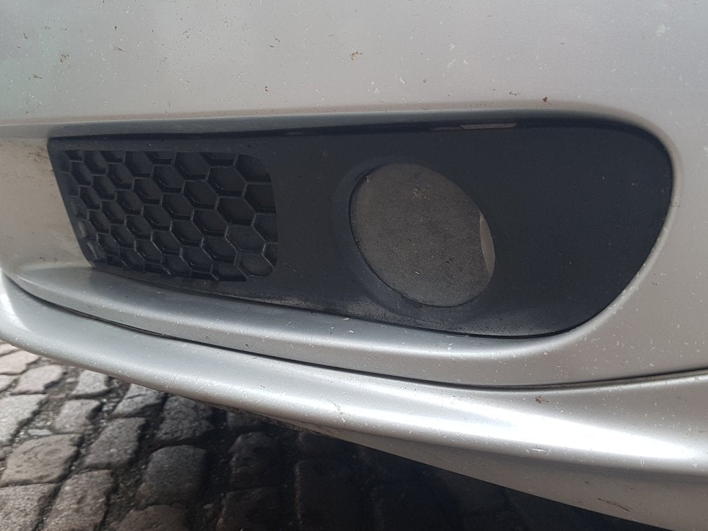2006 - 2009 Volvo S80  Saloon Left Fog Light Cover