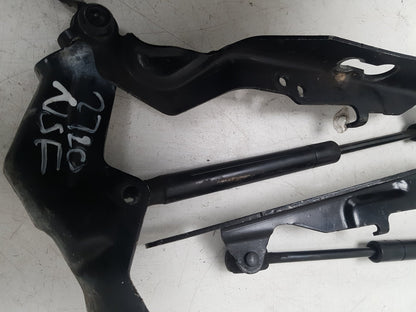 2010 - 2016 Volvo S80  Saloon Bonnet Hinge/Strut 31385810