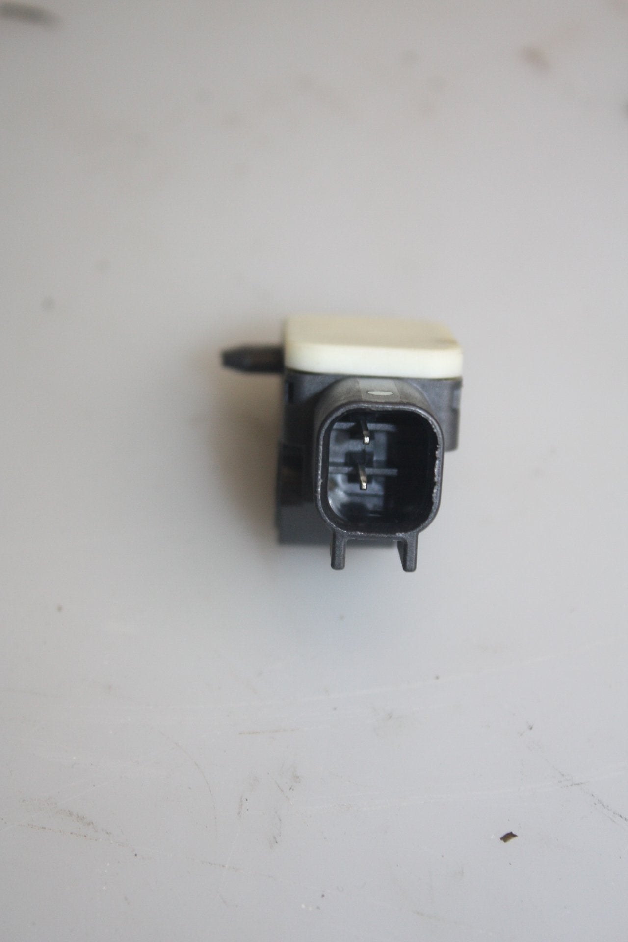 2010 - 2016 Volvo V70   Crash Sensor