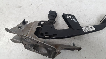 2007 - 2013 Volvo C70  Convertible Brake Pedal 4N51-2467-AG